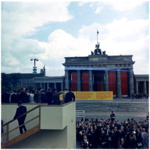 President's Trip to Europe- President on platform overlooking Brandenburg Gate. President Kennedy, others in party... - NARA - 194225