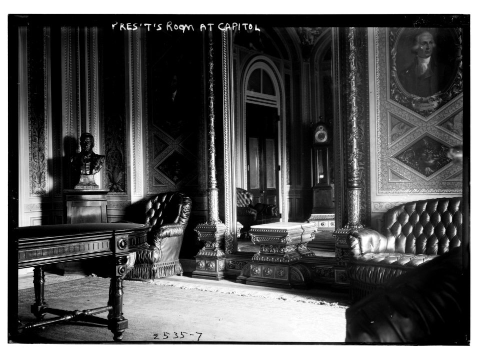 President's room at Capitol LCCN2014691577