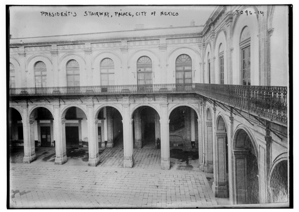 President's stairway, Palace, City of Mexico LCCN2014710035