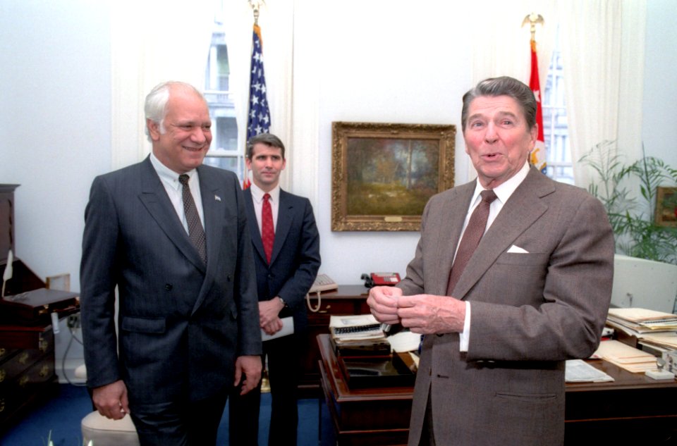President Ronald Reagan with Adolfo Calero and Oliver North