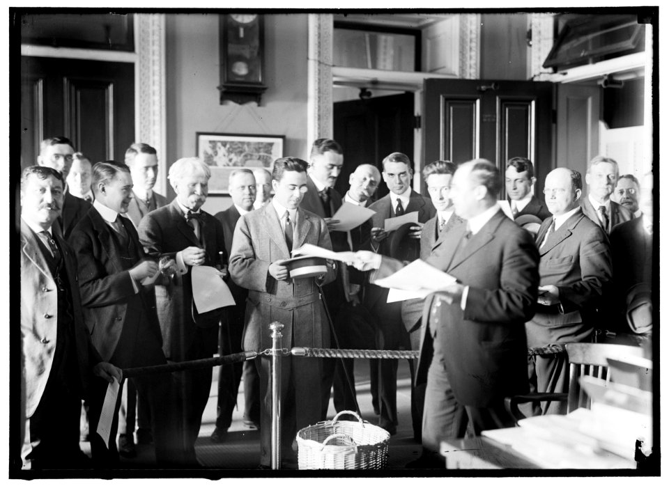 PRESS CORRESPONDENTS. WITH HOWARD BANKS OF NAVY DEPT. LCCN2016865525