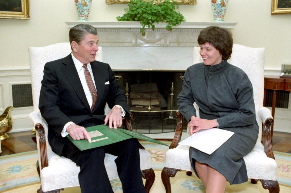 President Ronald Reagan with Irina Ratushinskaya