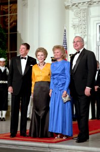 President Ronald Reagan, Helmut Kohl, Nancy Reagan, and Hannelore Kohl