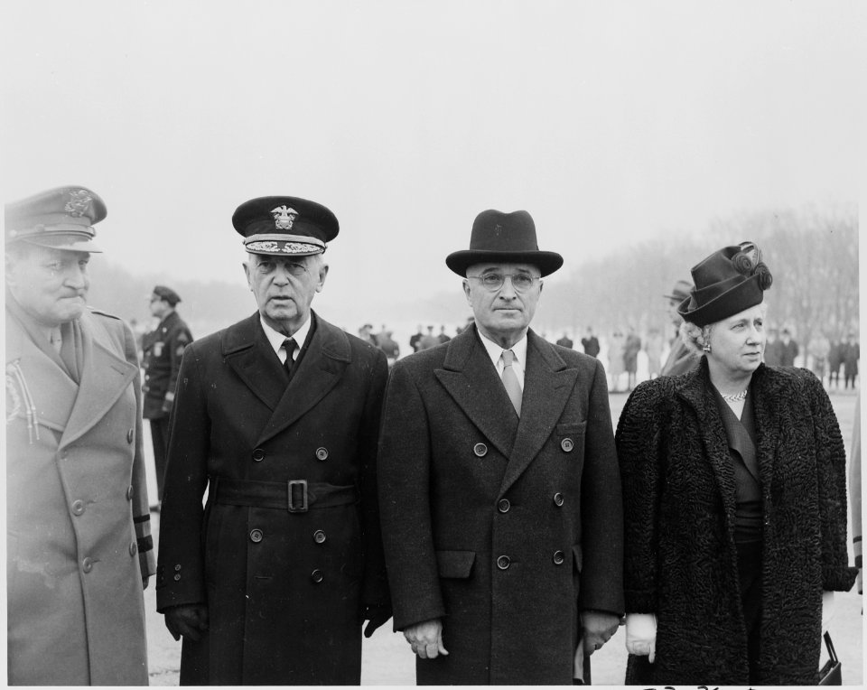President Truman attends a ceremony at the Lincoln Memorial in honor of President Lincoln's birthday. L to R, Gen.... - NARA - 199785