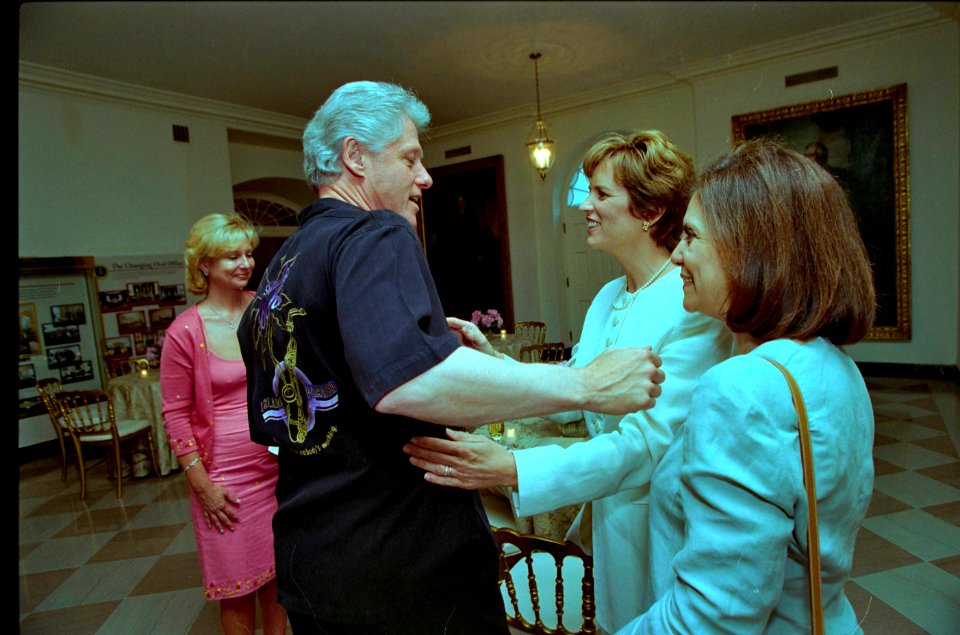 President William Jefferson Clinton at a movie screening outside the Family Theatre of the White House (12)