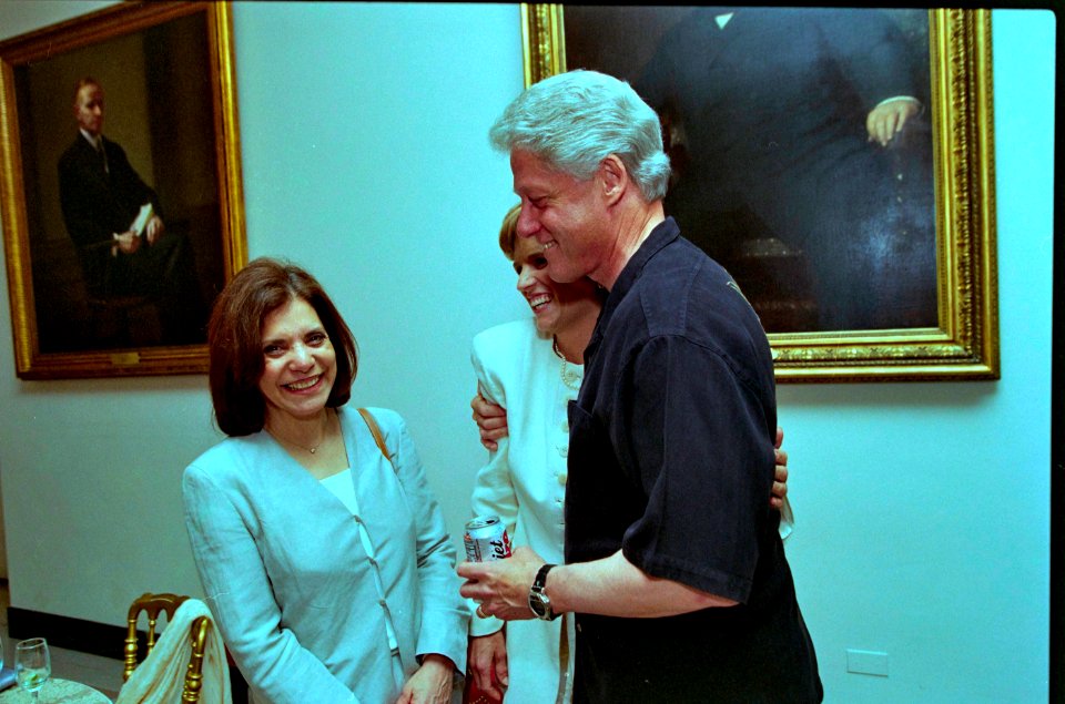 President William Jefferson Clinton at a movie screening outside the Family Theatre of the White House (20)