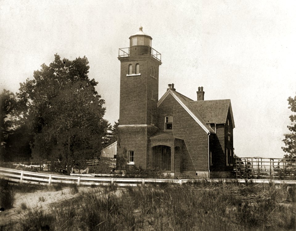 Presque Isle Light 1885 45705625