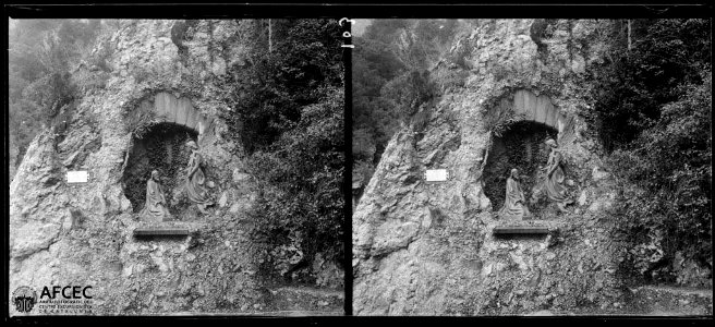 Primer Misteri de Dolor del Rosari Monumental de Montserrat al camí de la Santa Cova (AFCEC VINTRO B 00103)