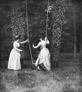 Primoli, Giuseppe - Schaukel im Park (Zeno Fotografie)
