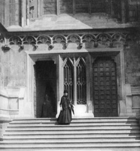 Primoli, Giuseppe - Herr der neben dem Dom arbeitet (Zeno Fotografie)