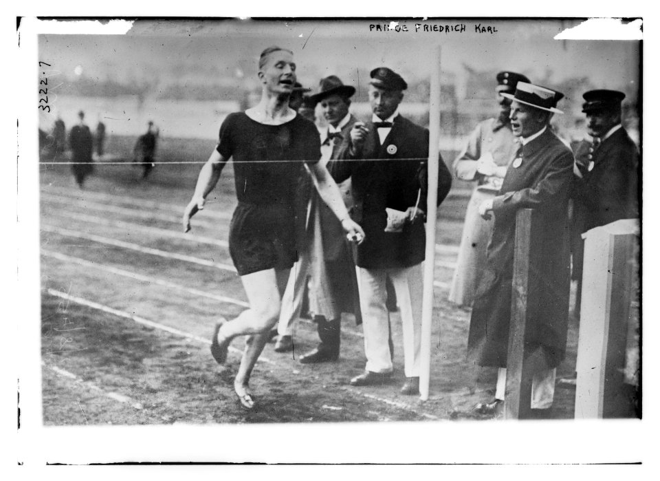 Prince Frederick Karl (running) LCCN2014697433