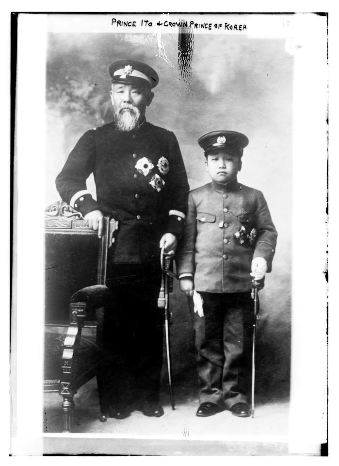 Prince Ito & Crown Prince of Korea LCCN2014696614