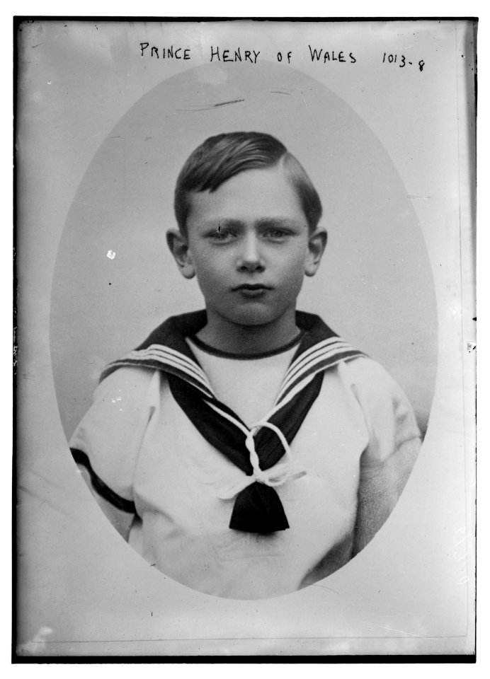 Prince Henry of Wales, in sailor suit LCCN2014684704