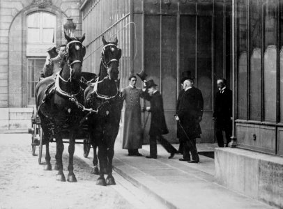 Prince of Wales at Elysee Palace (LOC) photo