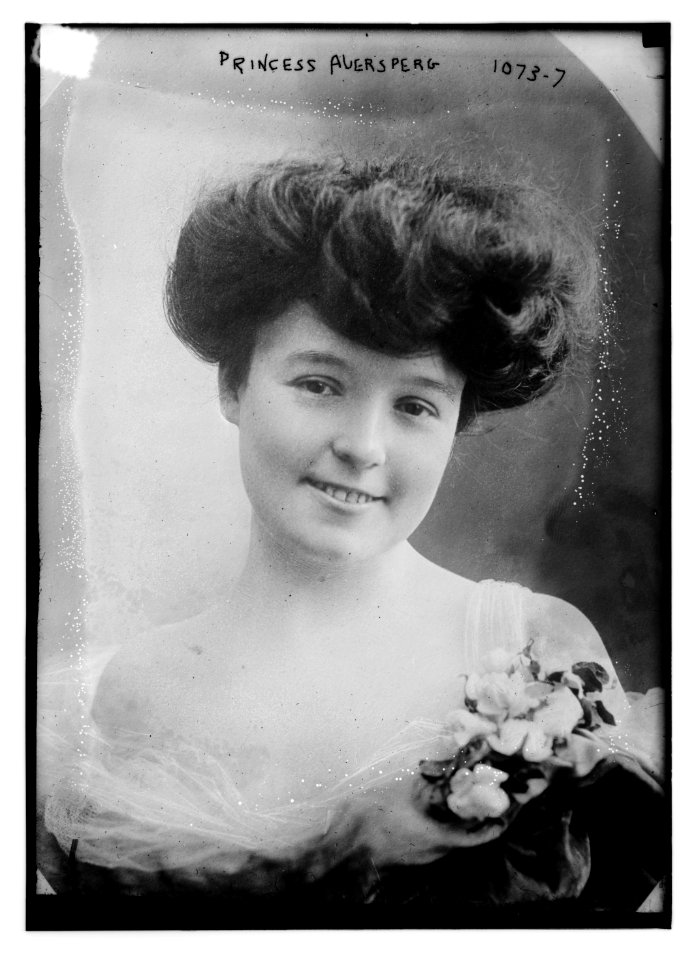Princess Auersperg LCCN2014685212