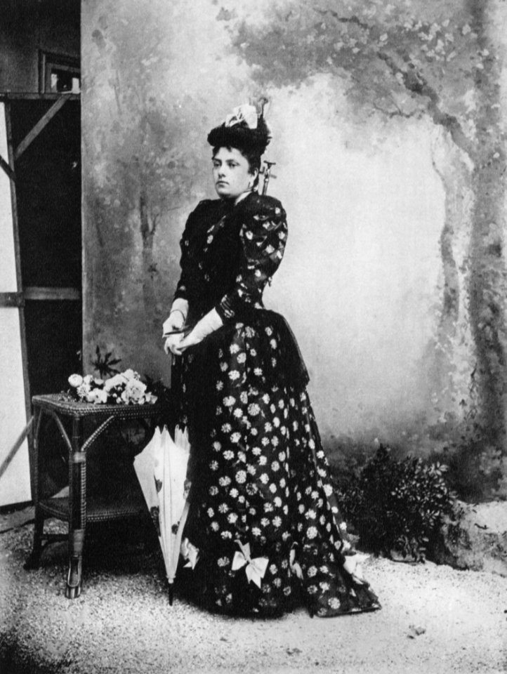 Primoli, Giuseppe - Prinzessin Maria Laetitia, duchessa von Aosta (Zeno Fotografie)