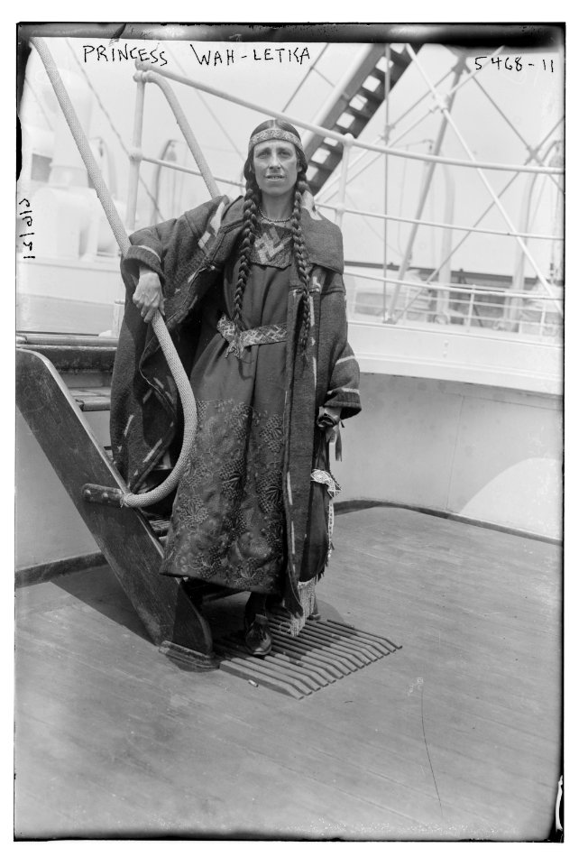 Princess Wah-Letka (American Ind.) LCCN2014712563