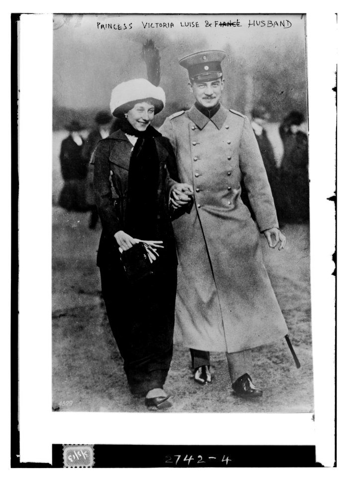Princess Victoria Louise and husband LCCN2014693438