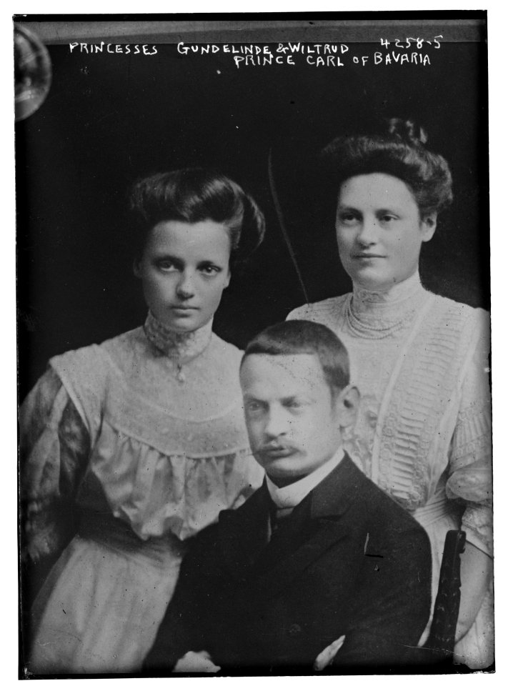 Princesses Gundelinde & Wiltrud & Prince Carl of Bavaria LCCN2014705002