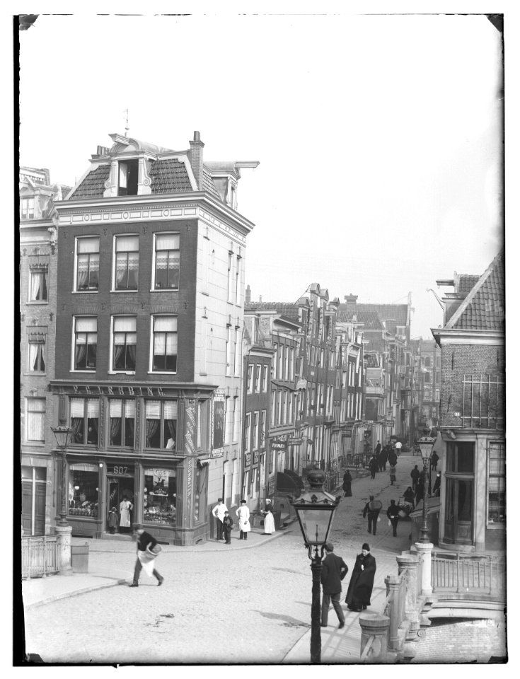 Prinsengracht 807 (links) Jacob Olie (max res)