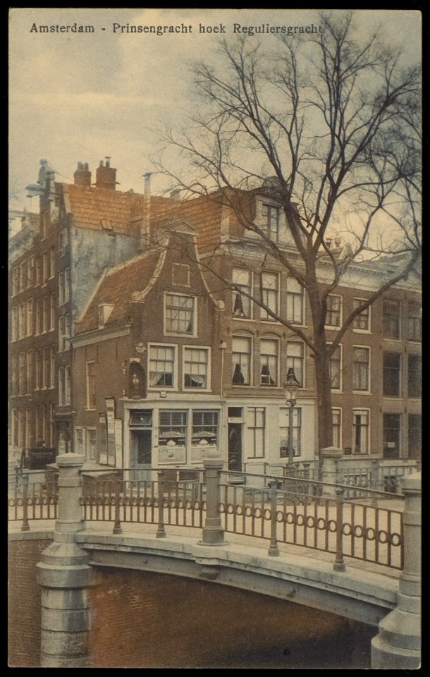 Prinsengracht hoek Reguliersgracht. Uitgave Brouwer & De Veer, Amsterdam, Afb PBKD00257000008