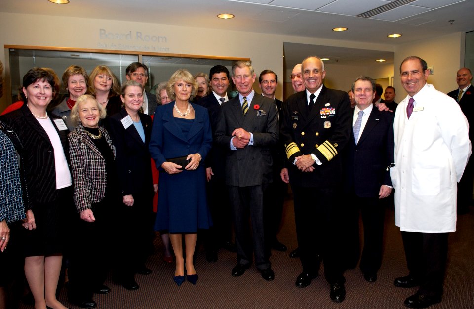 Prince of Wales visits the National Institutes of Health (14172723738)
