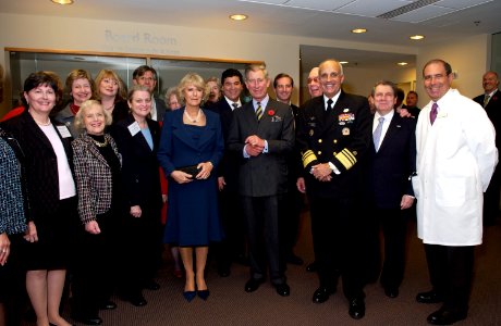 Prince of Wales visits the National Institutes of Health (14172723738)