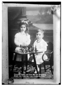 Prinzessin Sophie und Prinz Max von Hohenberg (Kinder des Erzherzogs Franz Ferdinand d'Este) LCCN2014686381