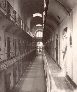 Prison de la Santé - Galerie cellulaire