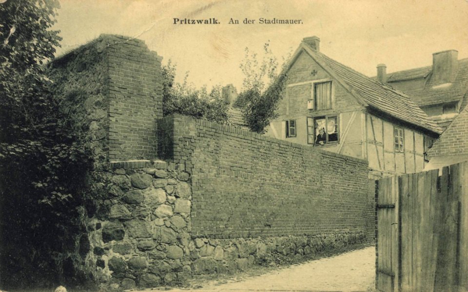 Pritzwalk, Brandenburg - Stadtmauer (Zeno Ansichtskarten)