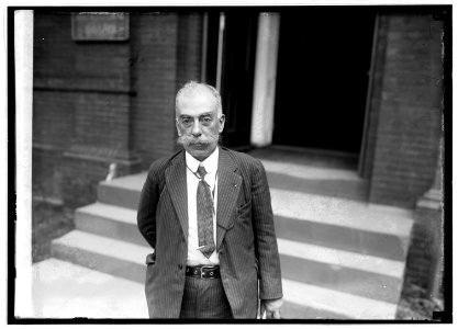 Prof. A.L. Herrera, 8-16-22 LCCN2016846626