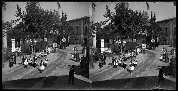 Processó en un carrer de Sant Julià de Vilatorta