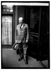 Prof. Chas E. Pellow, 8-19-22 LCCN2016846641