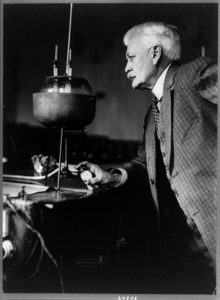 Prof. C.E. Munroe, three-quarter length portrait, facing left, standing in his laboratory LCCN96524659