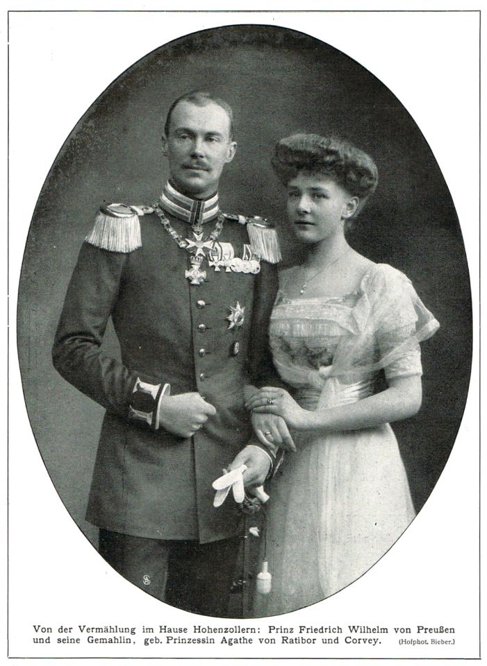 Prinz Friedrich Wilhelm von Preußen und seine Gemahlin, geb. Prinzessin Agathe von Ratibor und Corvey, 1910