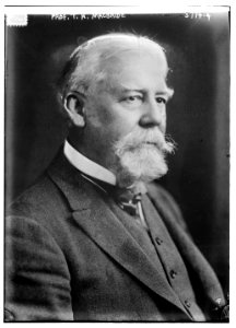 Prof. T.H. Macbride LCCN2014701112