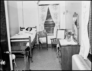 Private room in company owned hospital. U.S. Coal & Coke Company, U.S. ^30 & 31 Mines, Lynch, Harlan County, Kentucky. - NARA - 541415