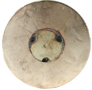Proiettile trasformato in opera d'arte, 1