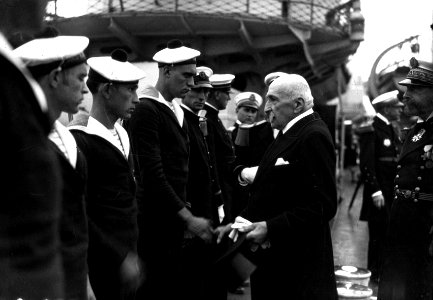 Survivants du Prométhée avec Georges Leygues photo