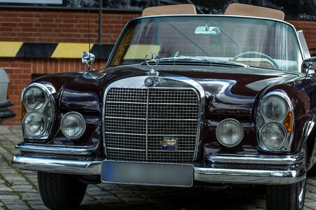 Cabriolet chrome spotlight