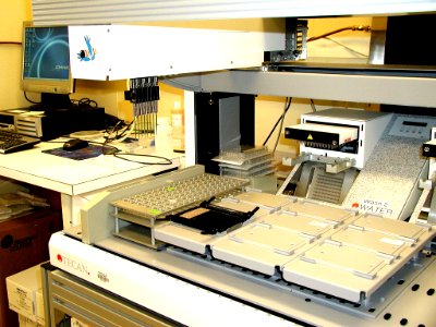 Protein pattern analyzer (3)
