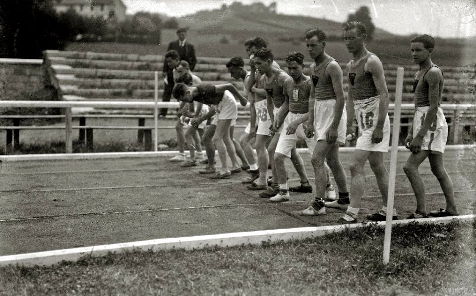 Pruebas de atletismo en el campo de Berazubi de Tolosa (8 de 8) - Fondo Car-Kutxa Fototeka