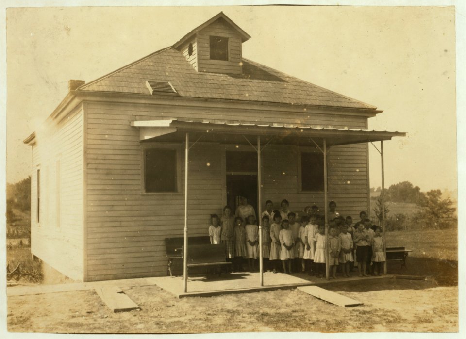 Pruett School which opened September 5th. 61 pupils in District and only 28 present. Expect an enrollment of 50. Only 1 boy of 11; the rest are 9 years and younger. Many out for work. LOC nclc.00505