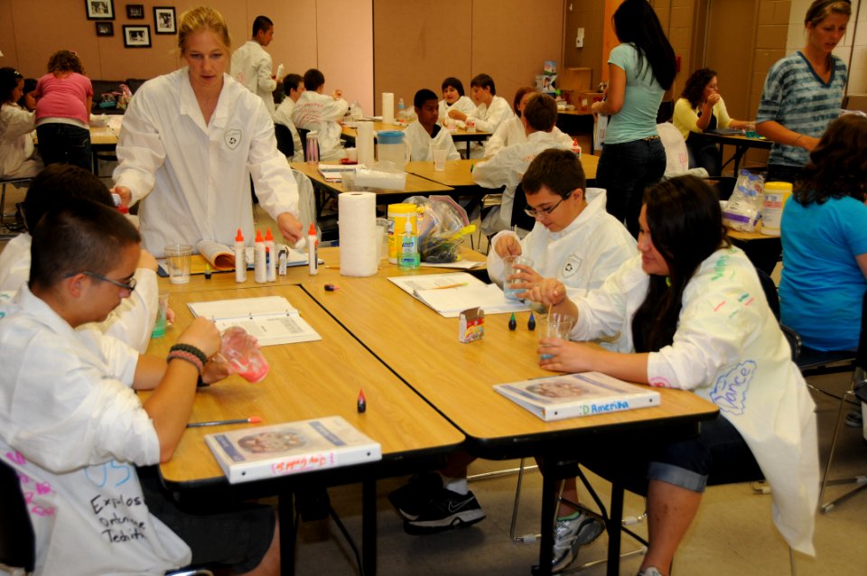 Program brings science to life for youth (7825522572)