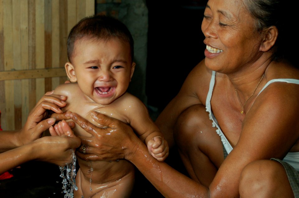 Proud mother and her health baby. (8312116641)