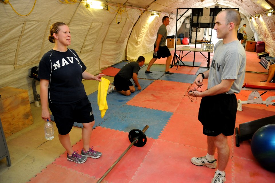 PRT Farah physical fitness 130509-N-LR347-007