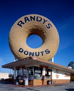Randy's donuts1 photo