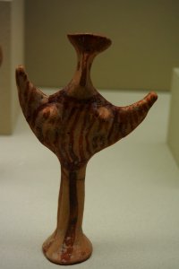 Psi-shaped figurine-MAHG 011625-P6130493