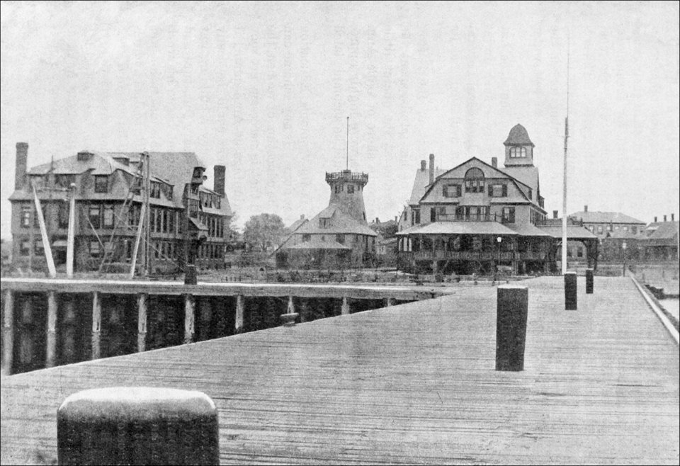 PSM V41 D625 Us fish commission buildings at woods hole mass
