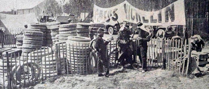 Ravitaillement en pneumatiques Michelin, au Grand Prix de l'ACF 1906